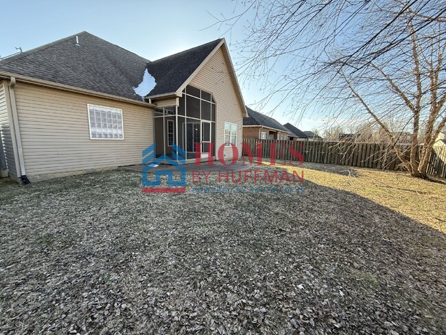 Building Photo - Four Bedroom | Three Bath Newburgh House