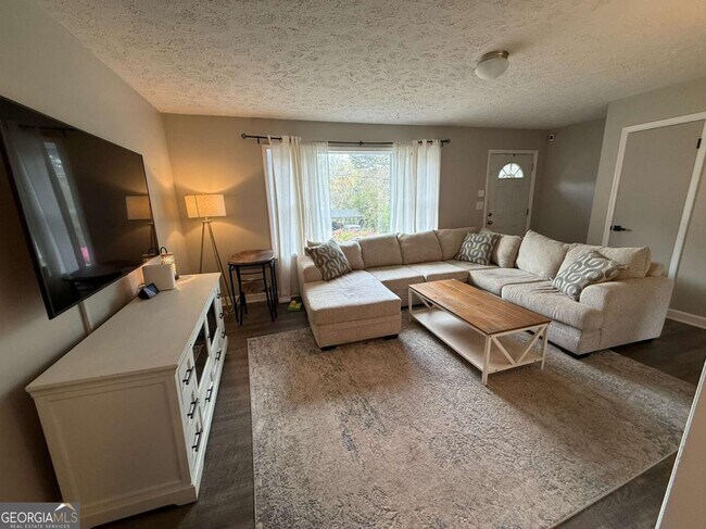 Foto del edificio - 1110 Mountain View Dr