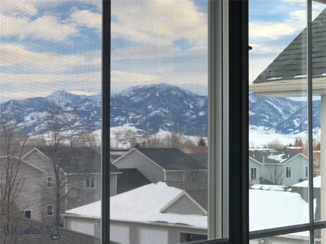 Building Photo - 3505 Fallon St