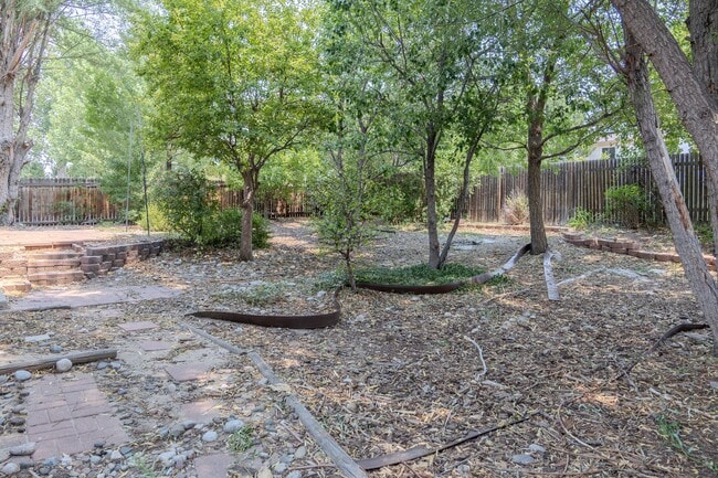 Building Photo - 5711 Mesa Mountain Way