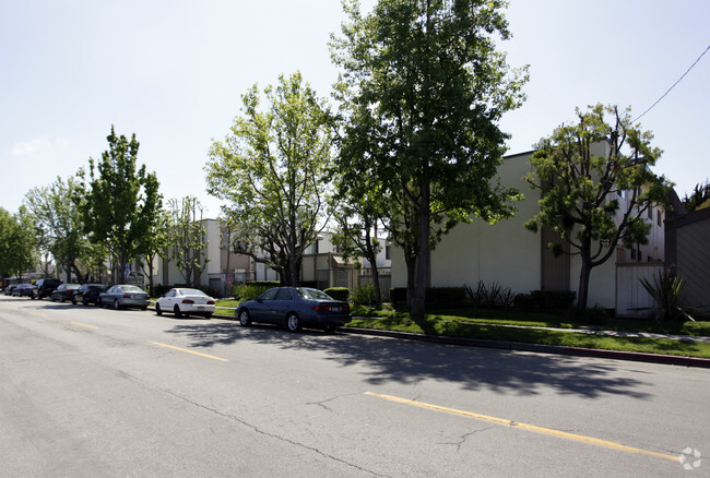 Building Photo - Mesa View Apartments