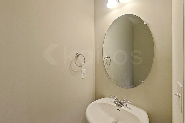 Foto del edificio - 7105 Foggy River Dr