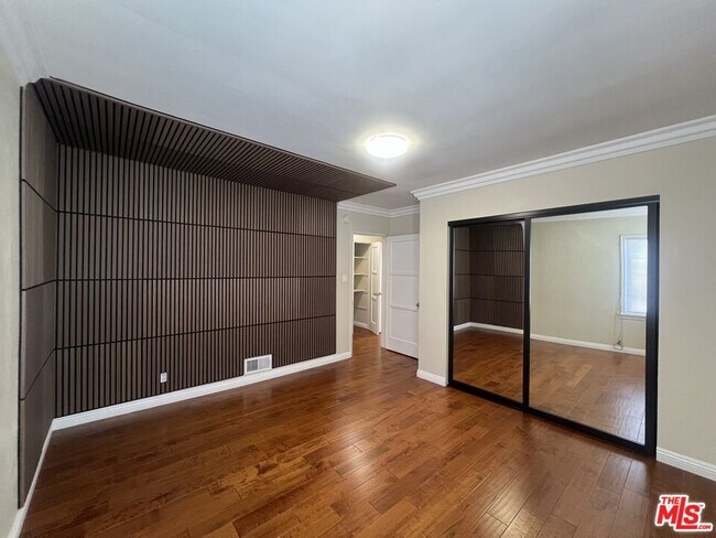 Foto del edificio - 149 S Gramercy Pl