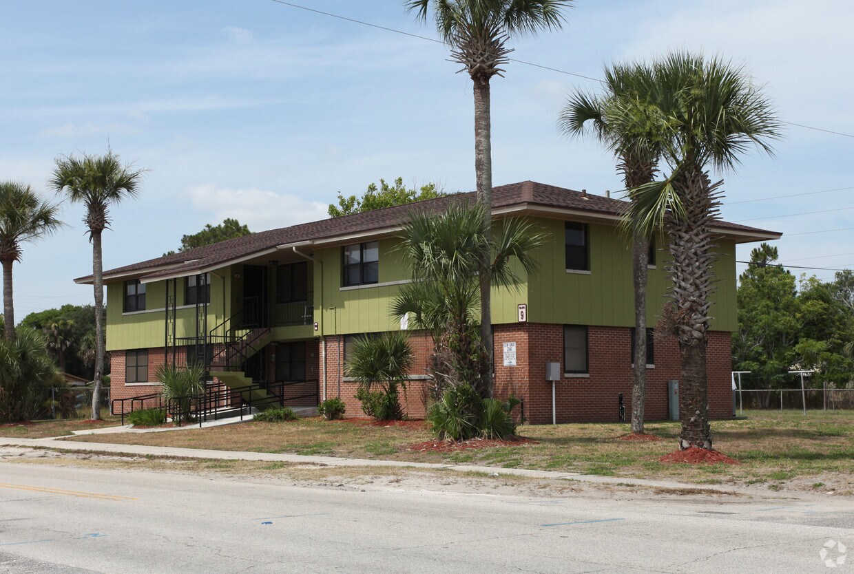 Foto del edificio - 831 1st Ave S