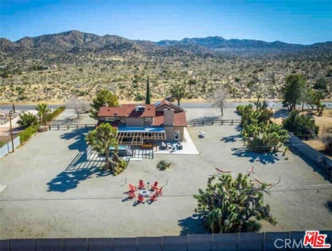 Foto del edificio - 58648 San Marino Dr