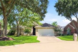 Building Photo - 1702 Fantasy Woods Dr