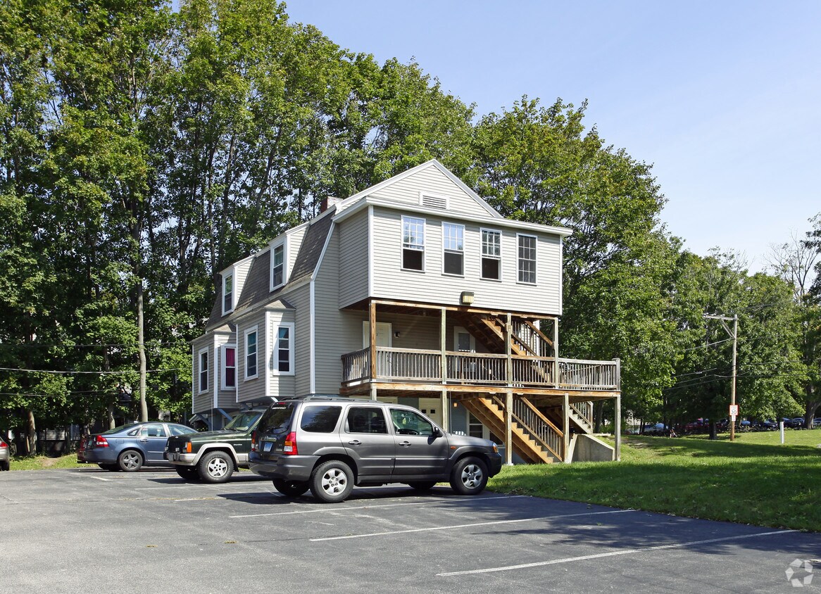 Foto principal - 33 Madbury Rd