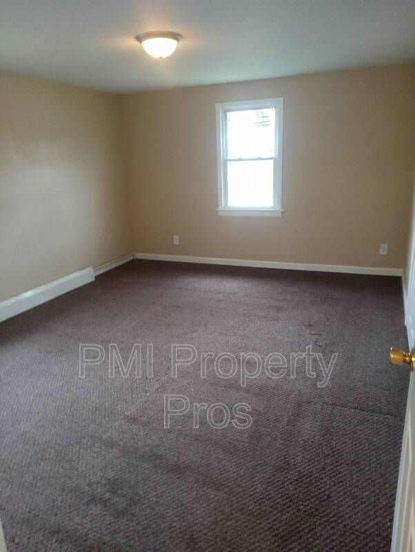 Building Photo - 4626 N 39th St