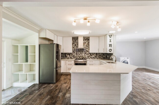Foto del edificio - 3101 Dove Ct