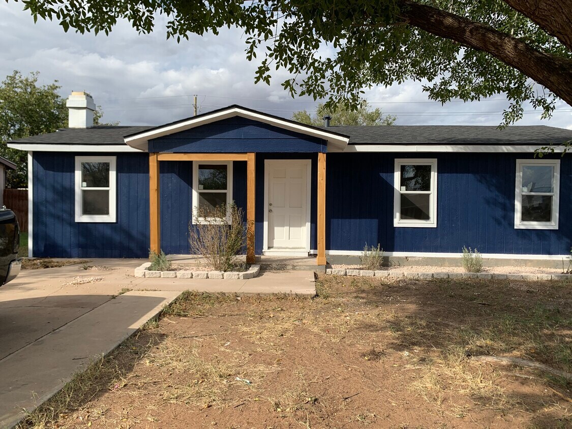 Foto principal - 3810 Monty Dr