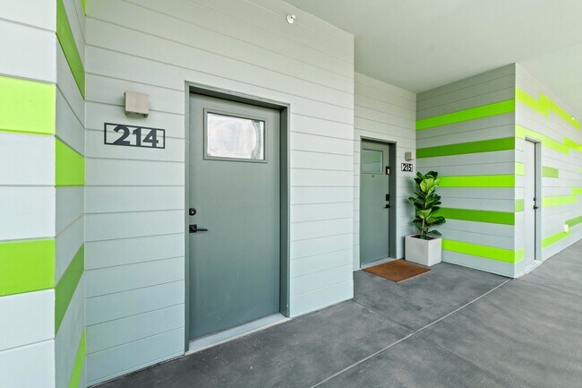 Foto del edificio - 4004 Banister Ln