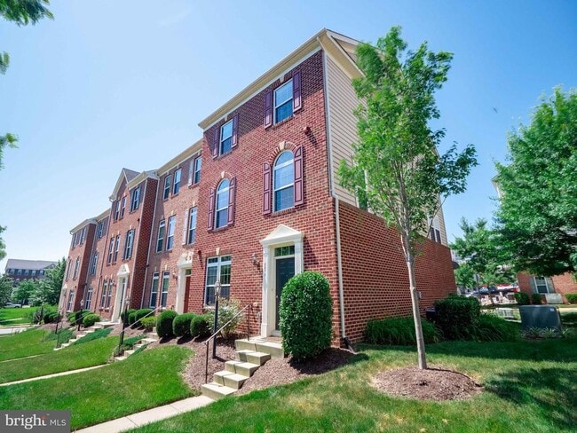 Building Photo - 2279 Merseyside Dr