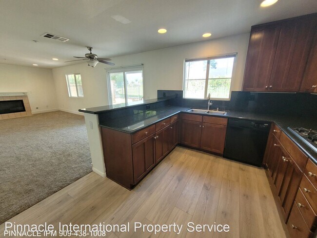 Building Photo - 4 br, 3 bath House - 16556 El Revino Drive