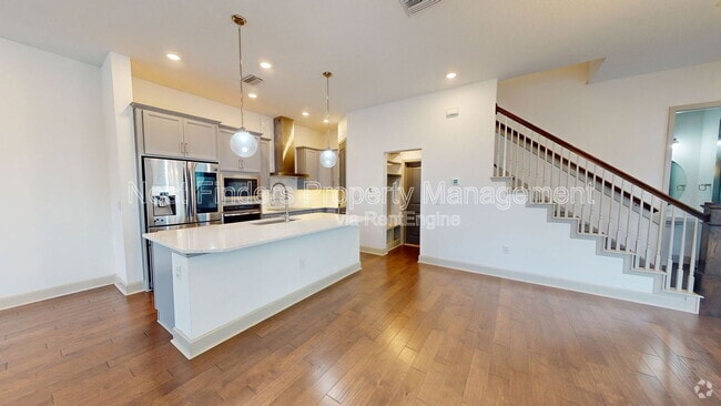 Building Photo - 7412 Beach Walk Place