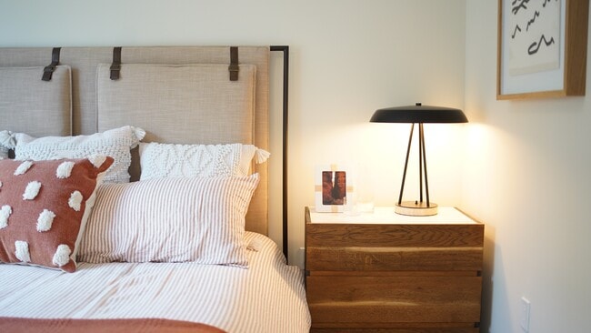 Building Photo - Canfield Park at Fairfield Metro