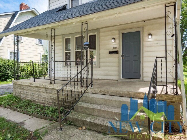 Building Photo - Updated 2-Story with Large Front Porch