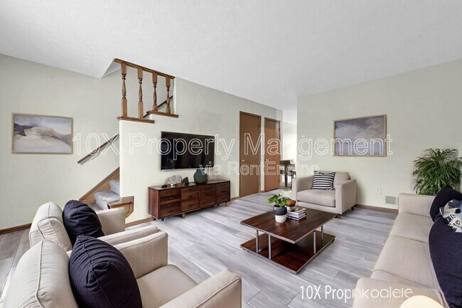 Foto del edificio - 3030 Sawdust Ln