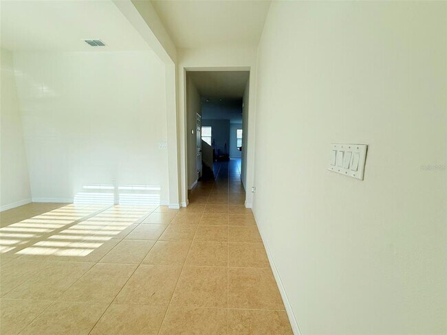 Foto del edificio - 1705 Felicity Ln