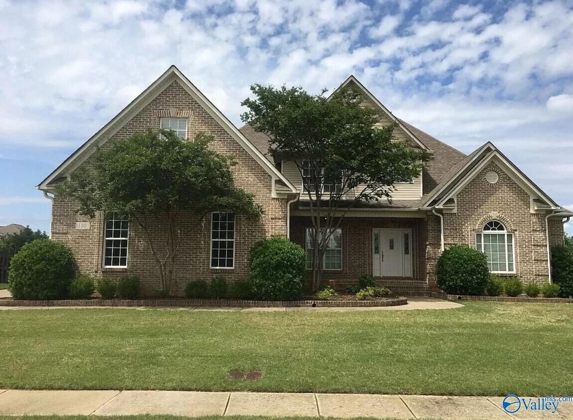Primary Photo - 110 Litespeed Ln SW
