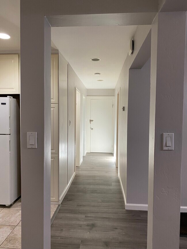 Hall - 843 Jackson St