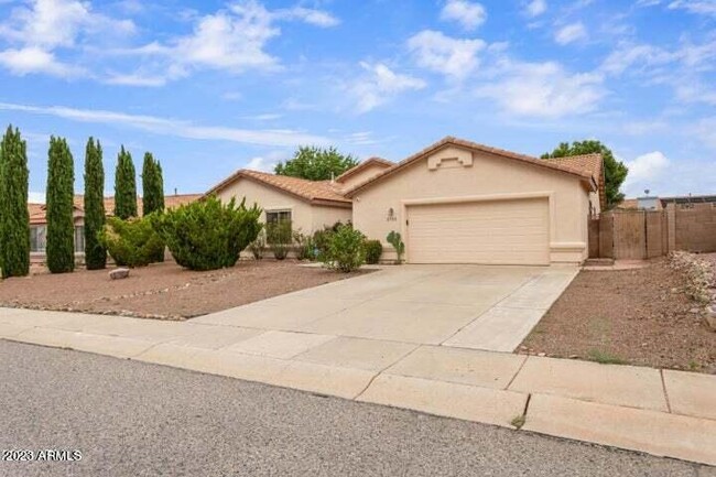 Building Photo - 3733 Barahona Dr