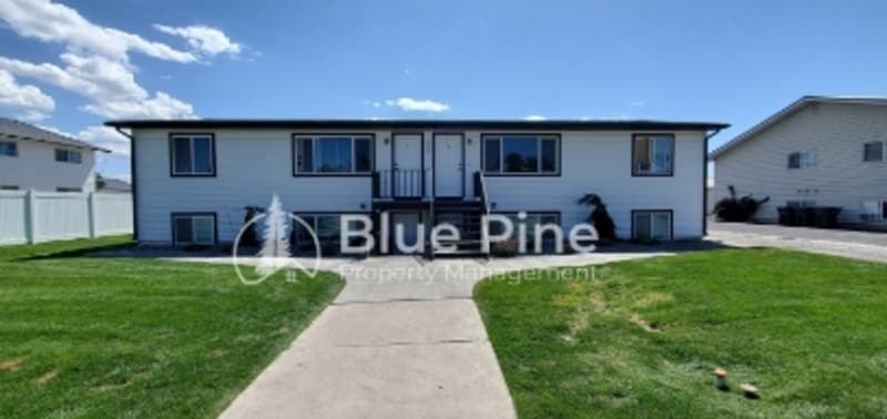 Primary Photo - 2348 Stace St