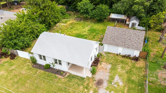 Building Photo - OKC Rent to Own Home!