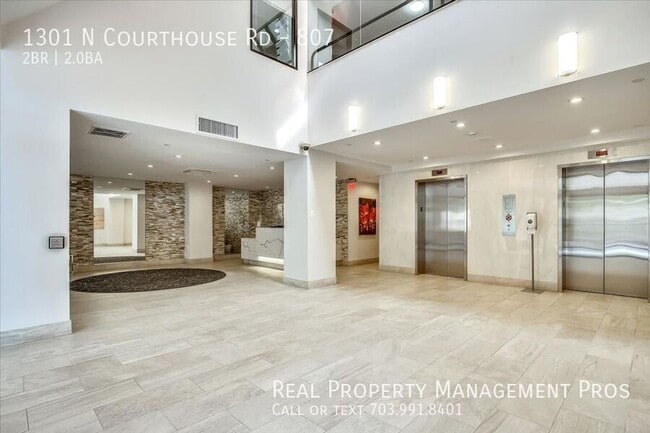 Photo - 1301 N Courthouse Rd