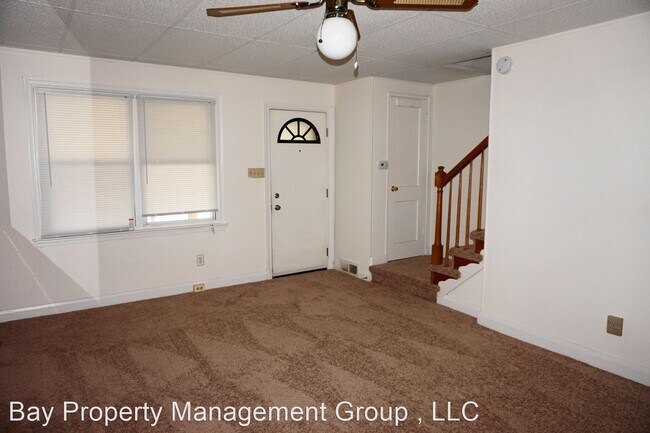 Building Photo - 3 br, 2 bath House - 207 Riverview Ave