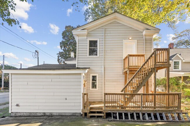 Foto del edificio - Call Sabrina Thomas Office at 757-767-0767 for more information