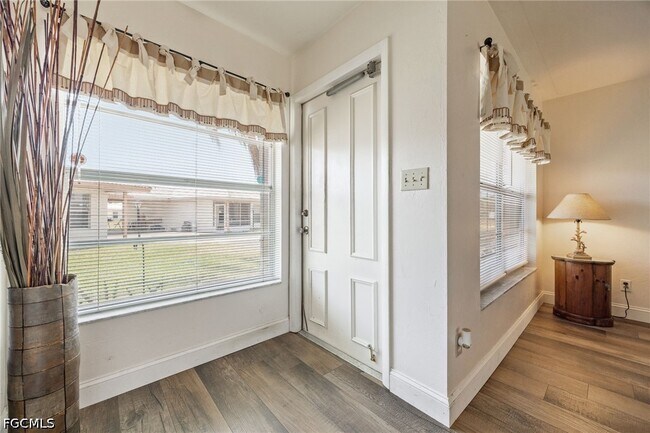 Building Photo - 220 Oakmont Pkwy
