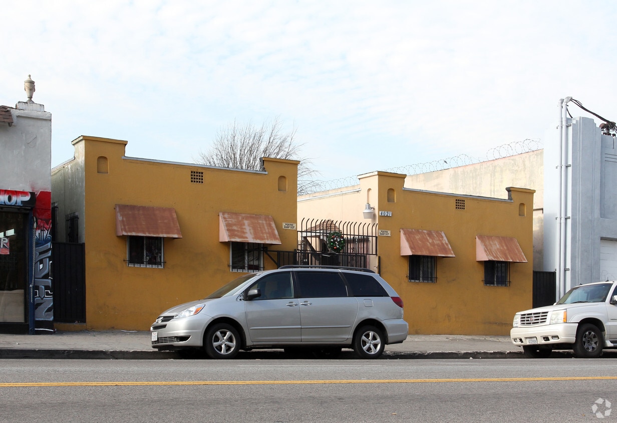 Primary Photo - 4021 Main St