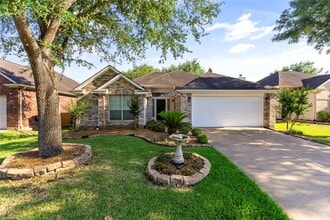 Building Photo - 3135 Stratford Bend Dr