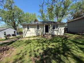 Building Photo - 7726 E 103rd Terrace