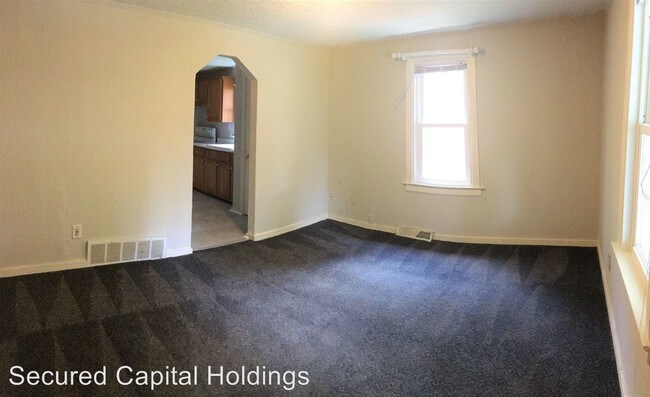 Building Photo - 2 br, 1 bath House - 2052 Culver