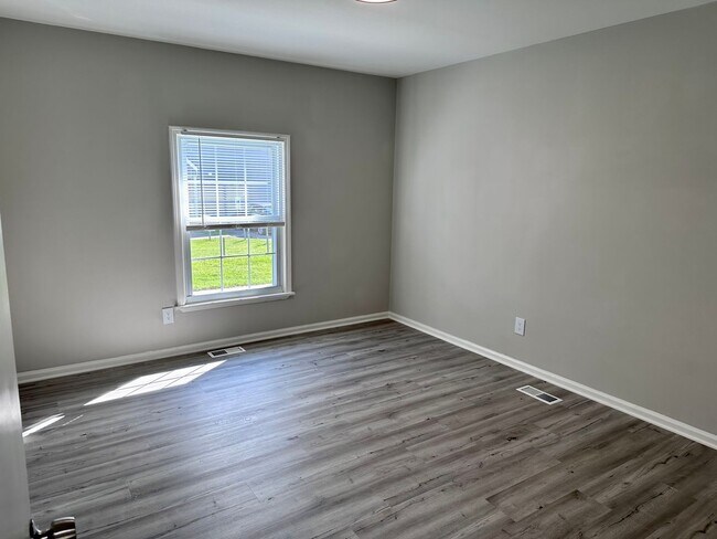 Foto del edificio - 4720 Hoyle Dr
