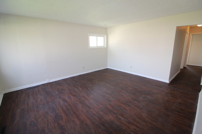 Building Photo - 2392 Century Dr