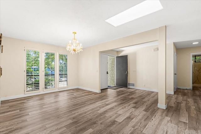 Foto del edificio - 25175 Hereford Dr