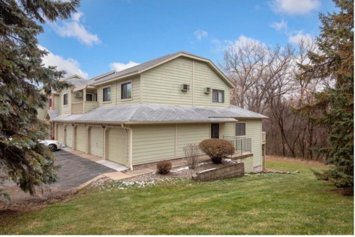 Primary Photo - 1561 Wheelock Ln