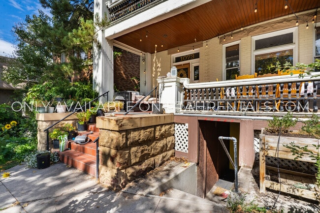 Building Photo - 1073 E 200 S