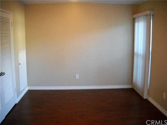 Building Photo - 1514 Mitchell Ave
