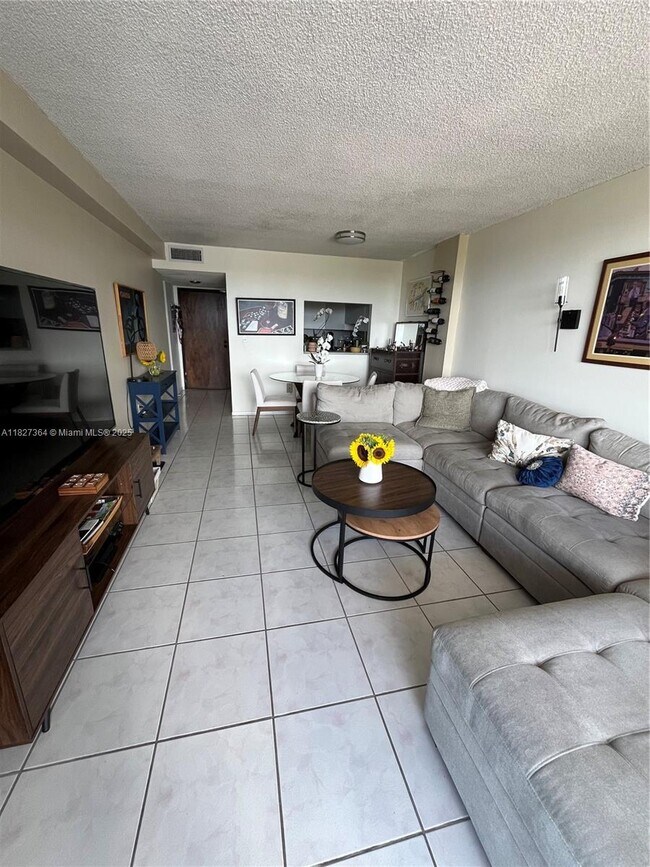 Foto del edificio - 1800 NW 24th Ave