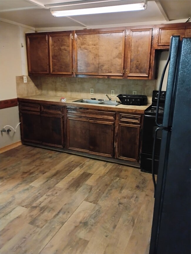 Building Photo - 6759 TX-105