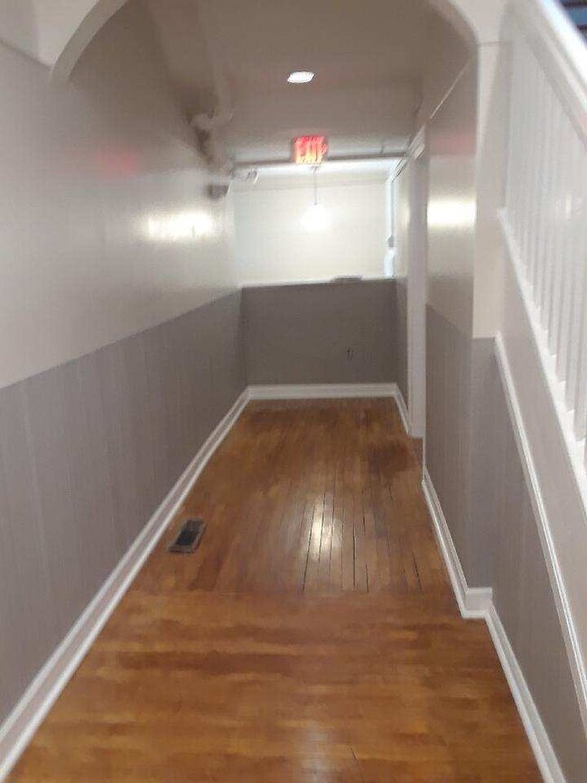 Foto del edificio - 5 S Center St