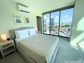 Building Photo - 1388 Kapiolani Blvd