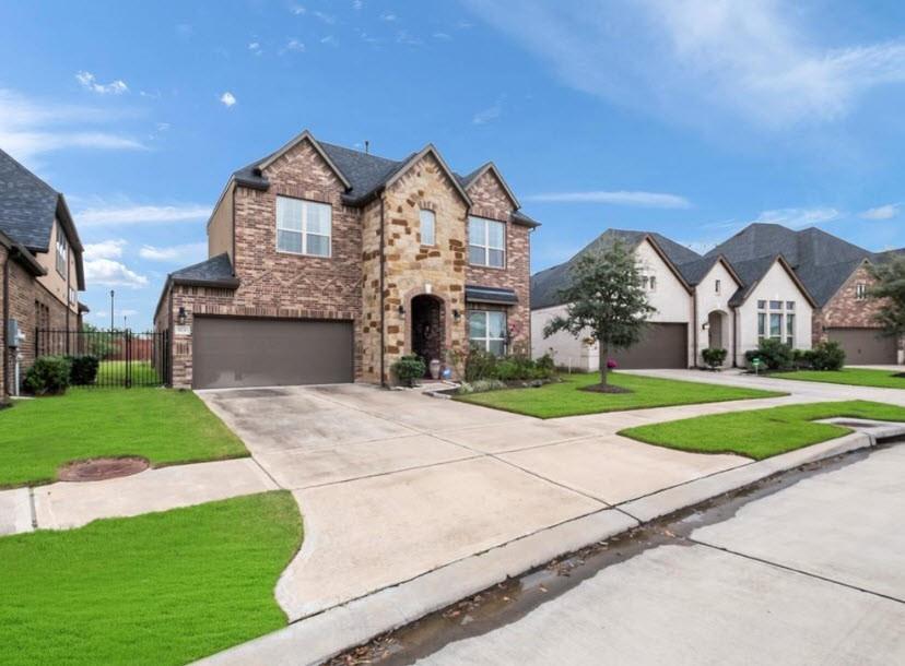 Primary Photo - 5231 Pickford Grove Ln