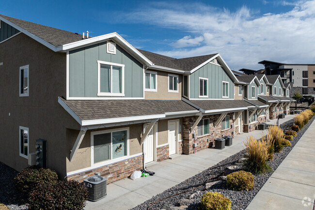 Foto del edificio - Herriman Townhomes - FC