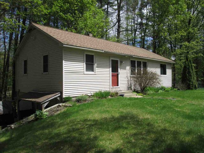 Building Photo - 1315 NH-9