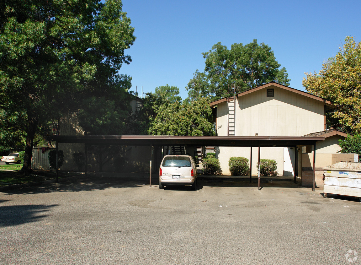 Primary Photo - 3750 N Delno Ave