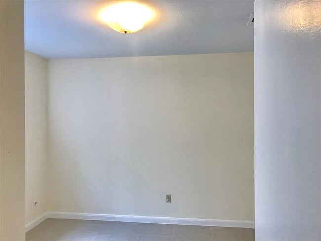 Foto del edificio - 7906 Mosewood St